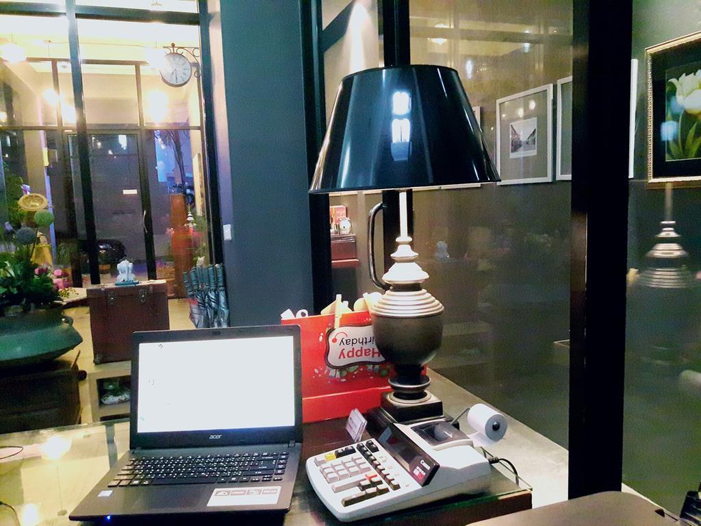 Arch Club Hotel Patong 외부 사진