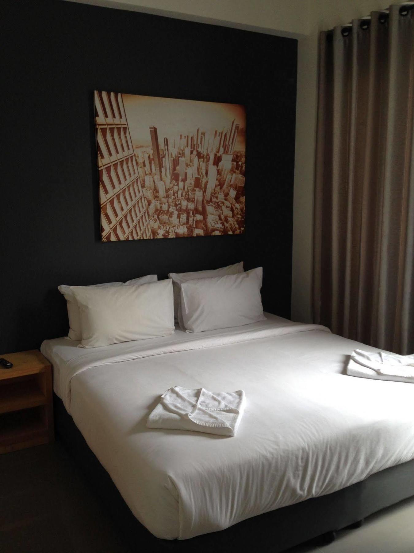 Arch Club Hotel Patong 외부 사진
